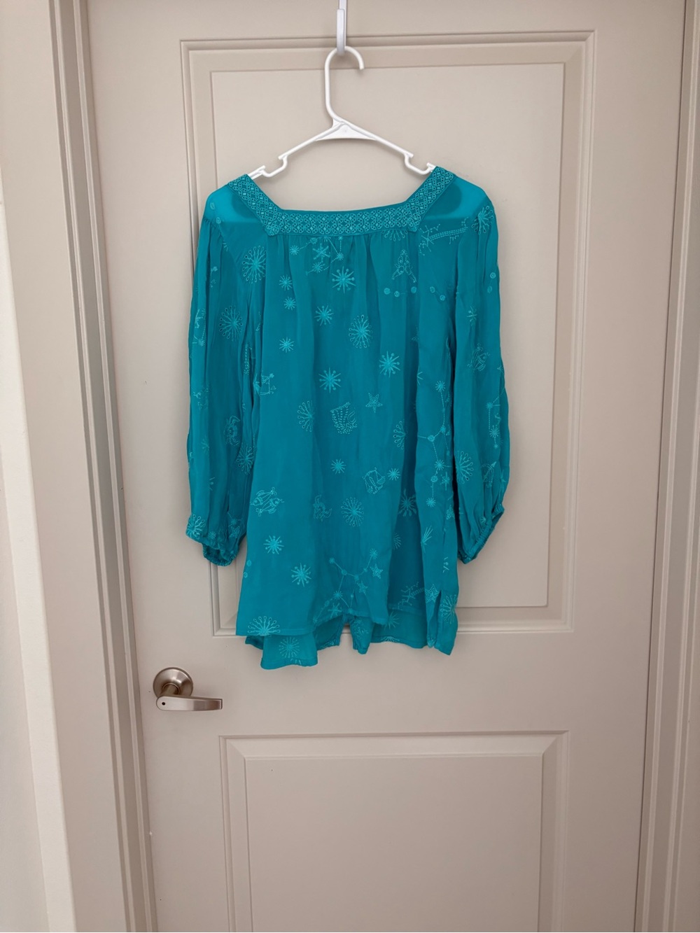 Johnny Was Teal Embroidered Button-Front Peasant Top Size M - Picture 4 of 5